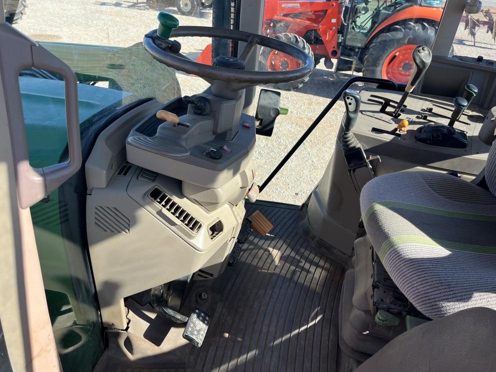 Image for 2010 John Deere 6430