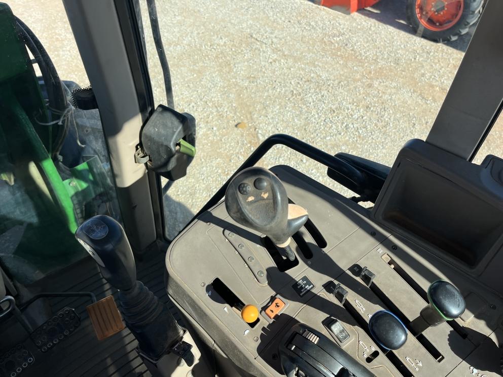 Image for 2010 John Deere 6430