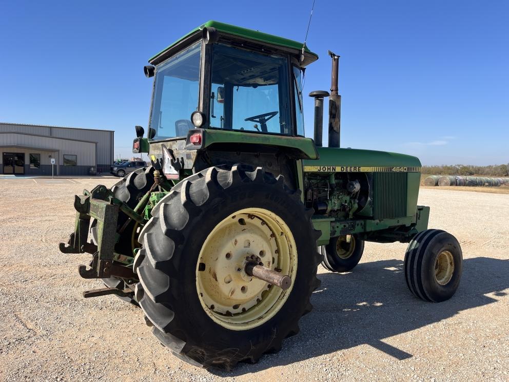 Image for 1979 John Deere 4640