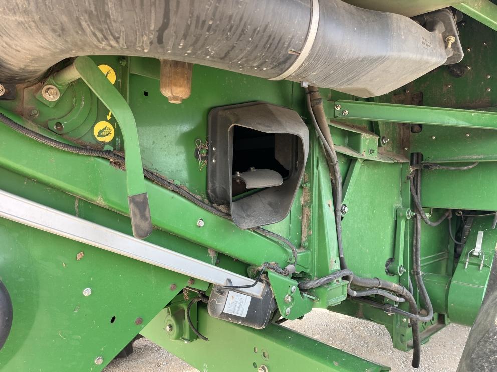 Image for 2013 John Deere S670