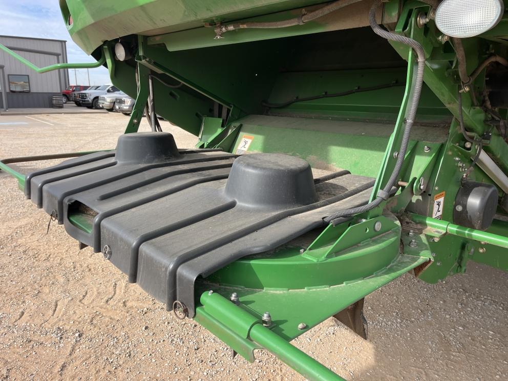 Image for 2013 John Deere S670