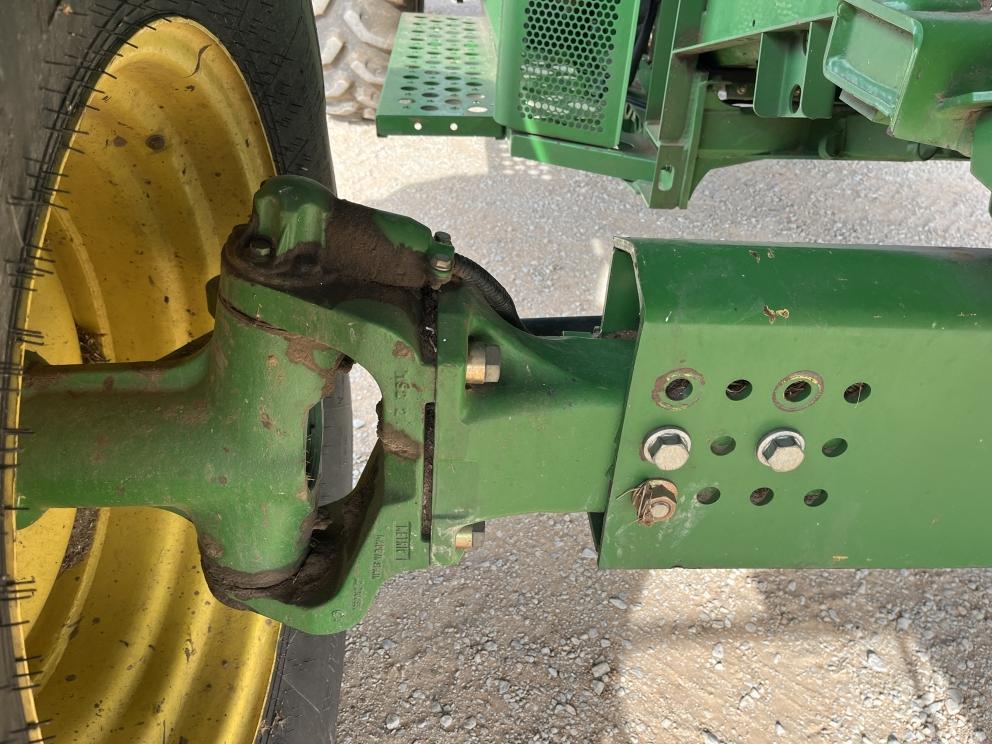 Image for 2013 John Deere S670