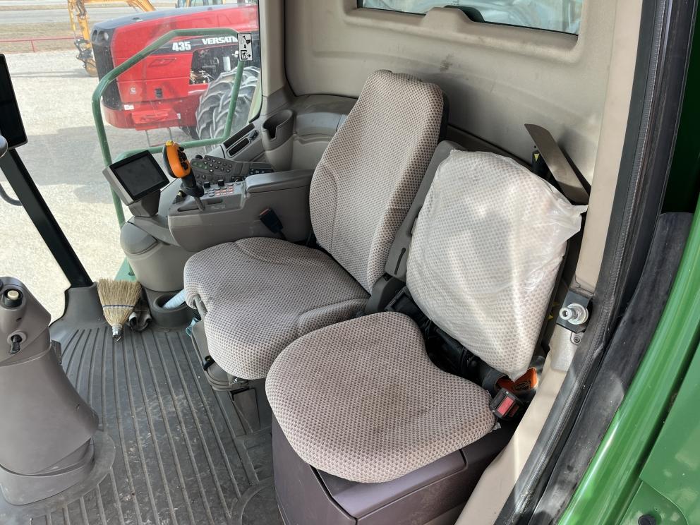 Image for 2013 John Deere S670