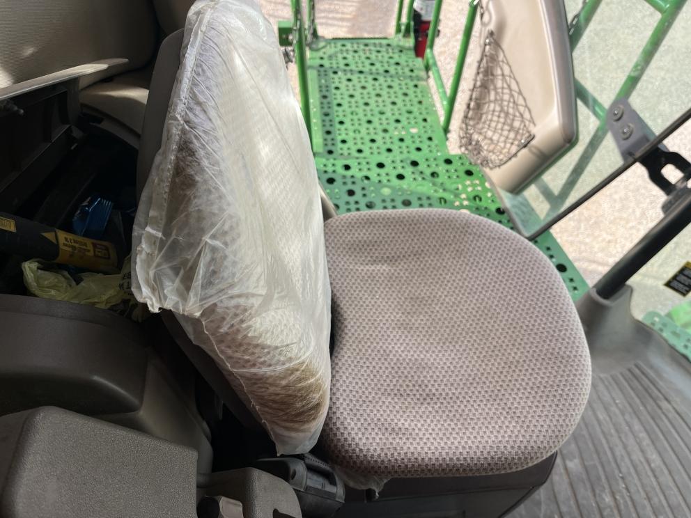 Image for 2013 John Deere S670