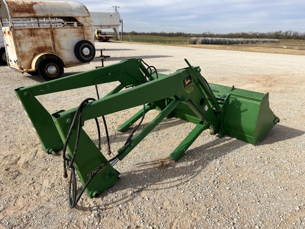 Image for John Deere 720