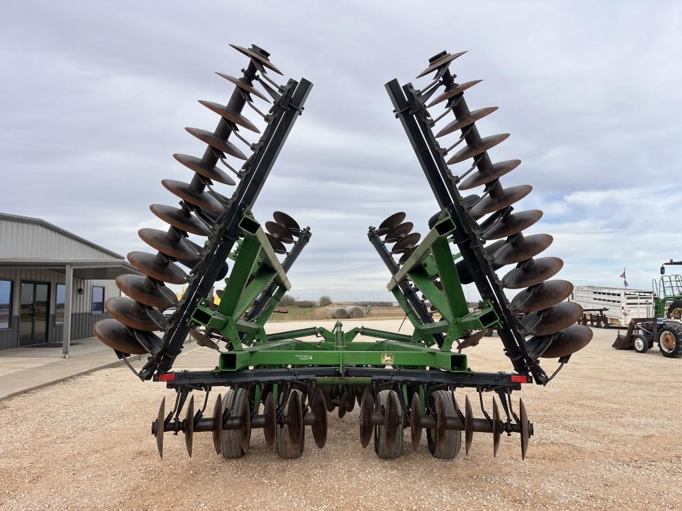 Image for 1990 John Deere 630