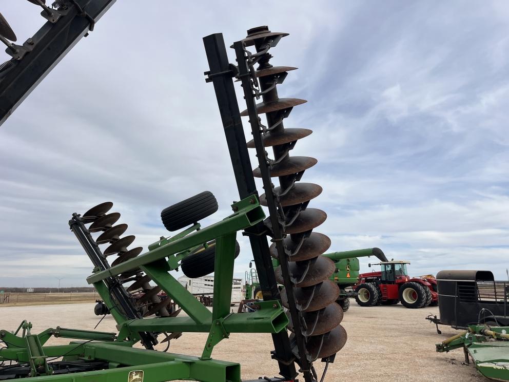 Image for 1990 John Deere 630