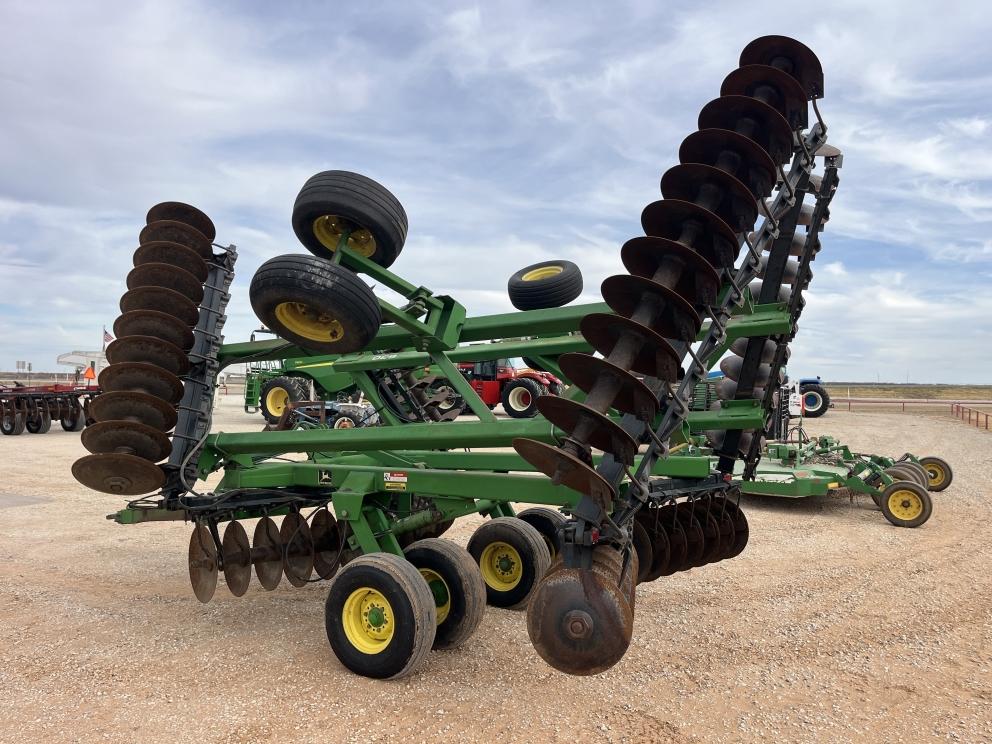 Image for 1990 John Deere 630