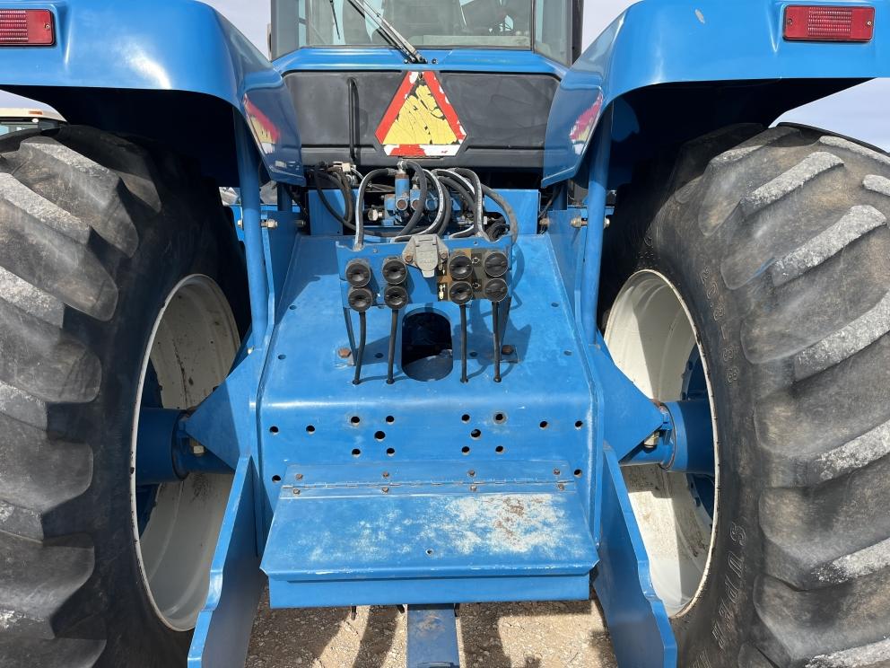 Image for 1999 New Holland 9282