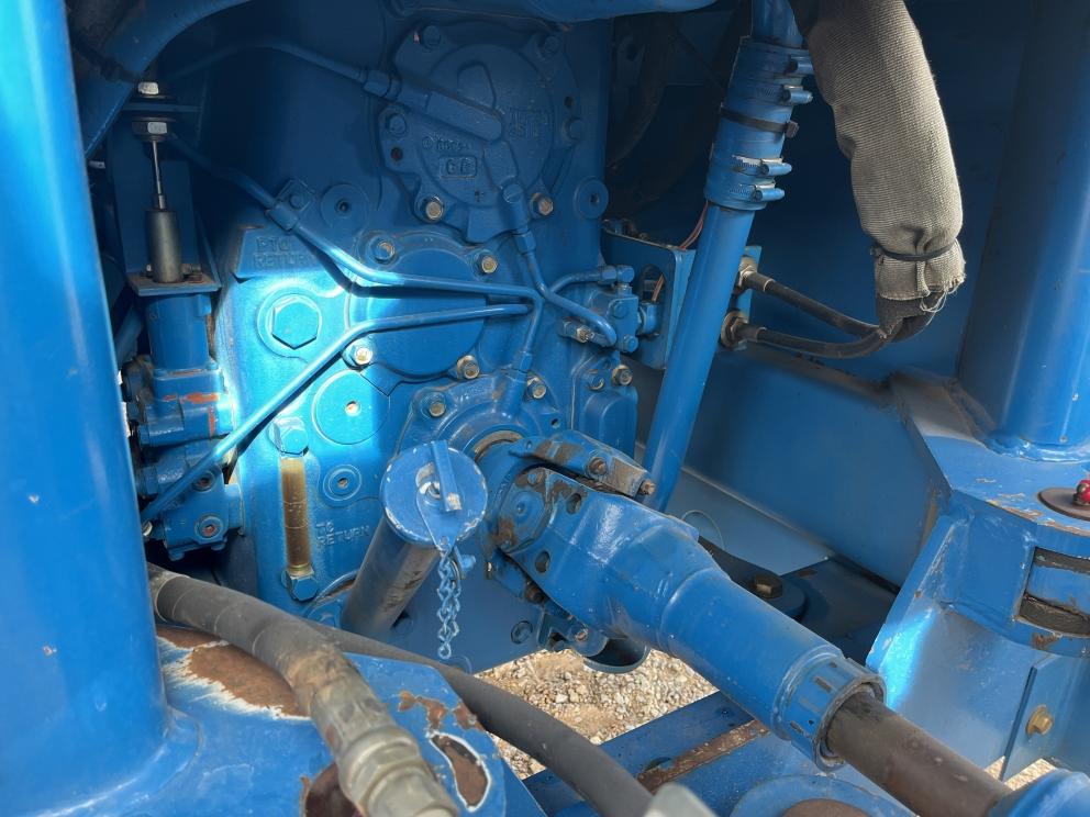 Image for 1999 New Holland 9282