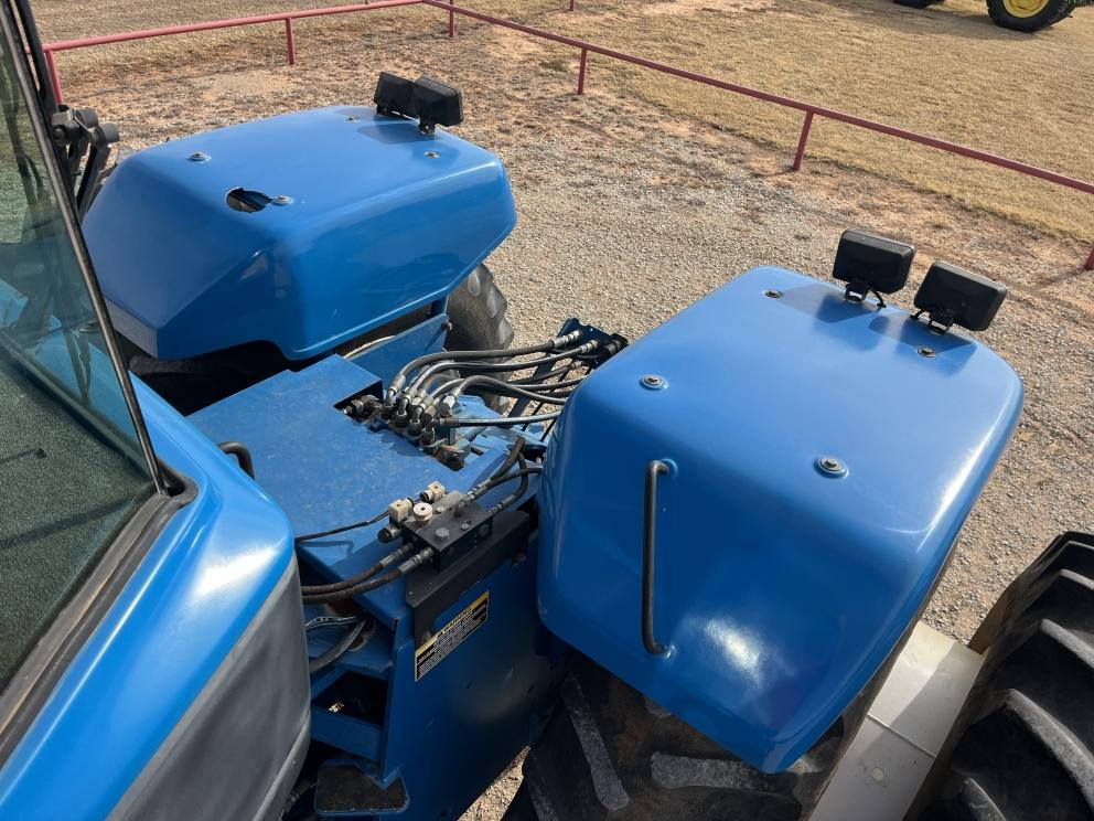 Image for 1999 New Holland 9282