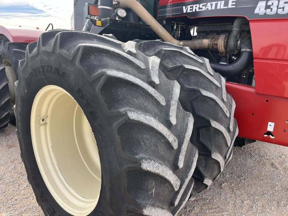 Image for 2009 Versatile 435