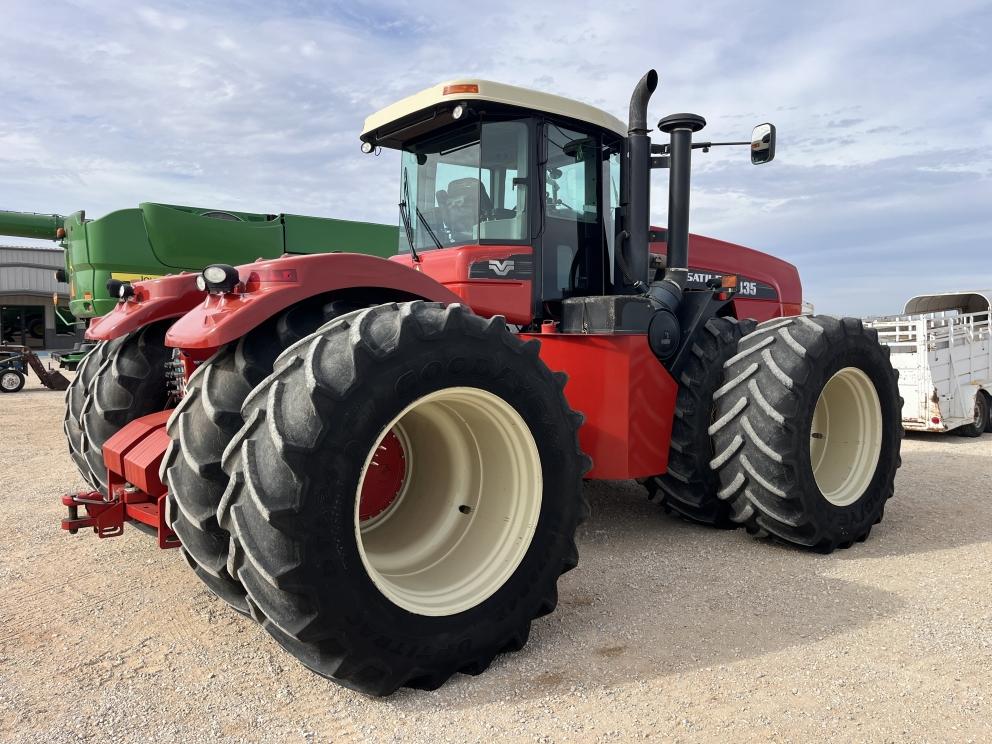 Image for 2009 Versatile 435