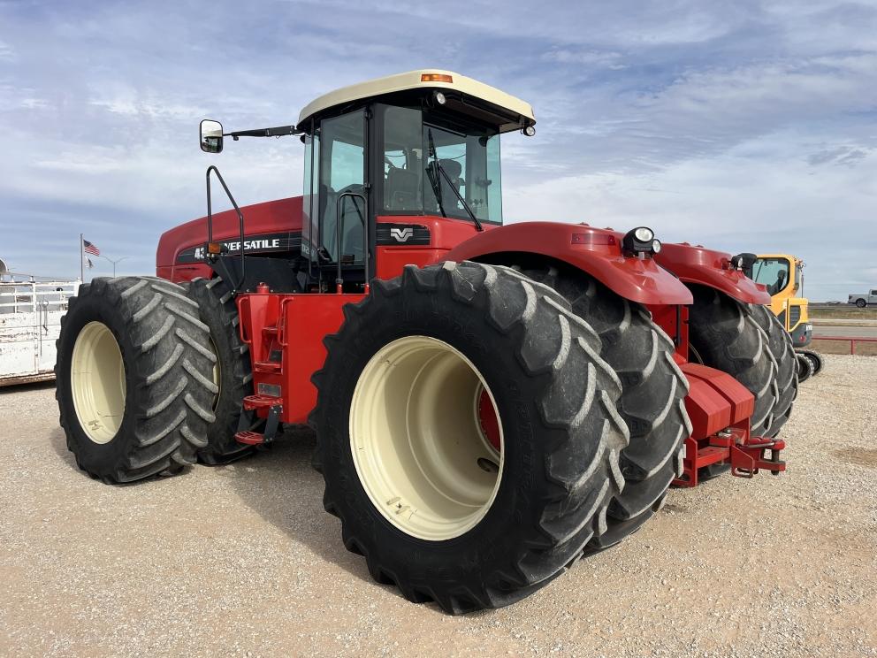 Image for 2009 Versatile 435