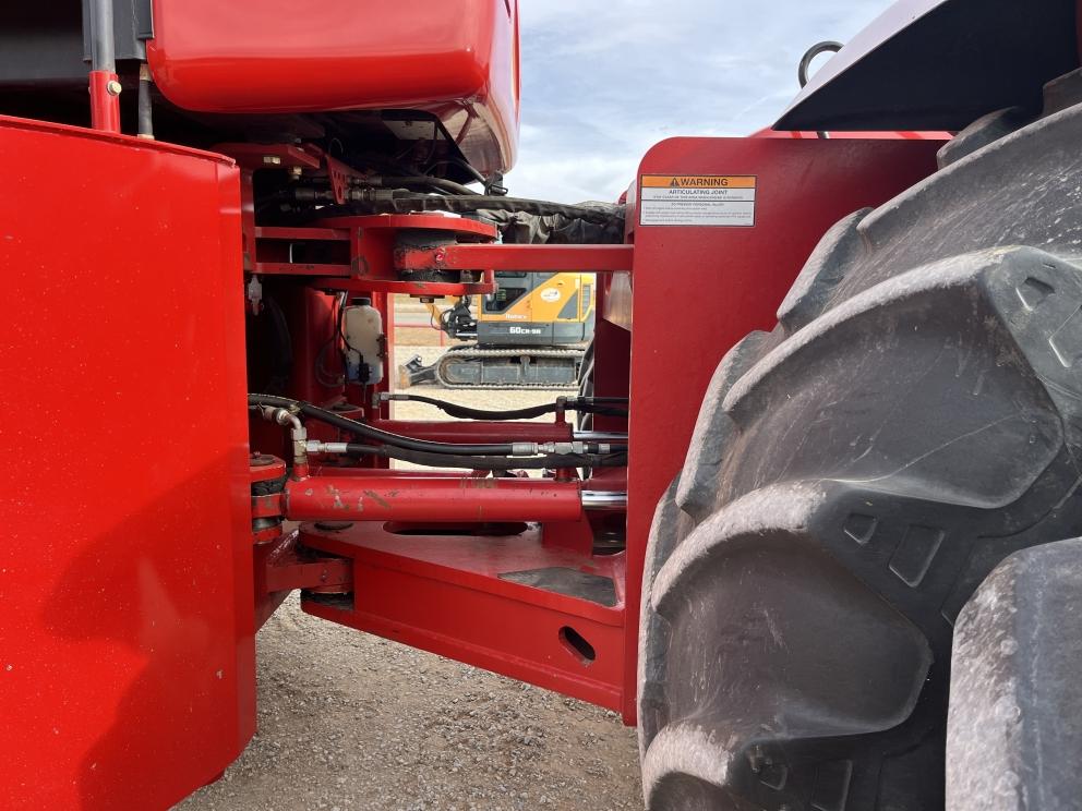 Image for 2009 Versatile 435