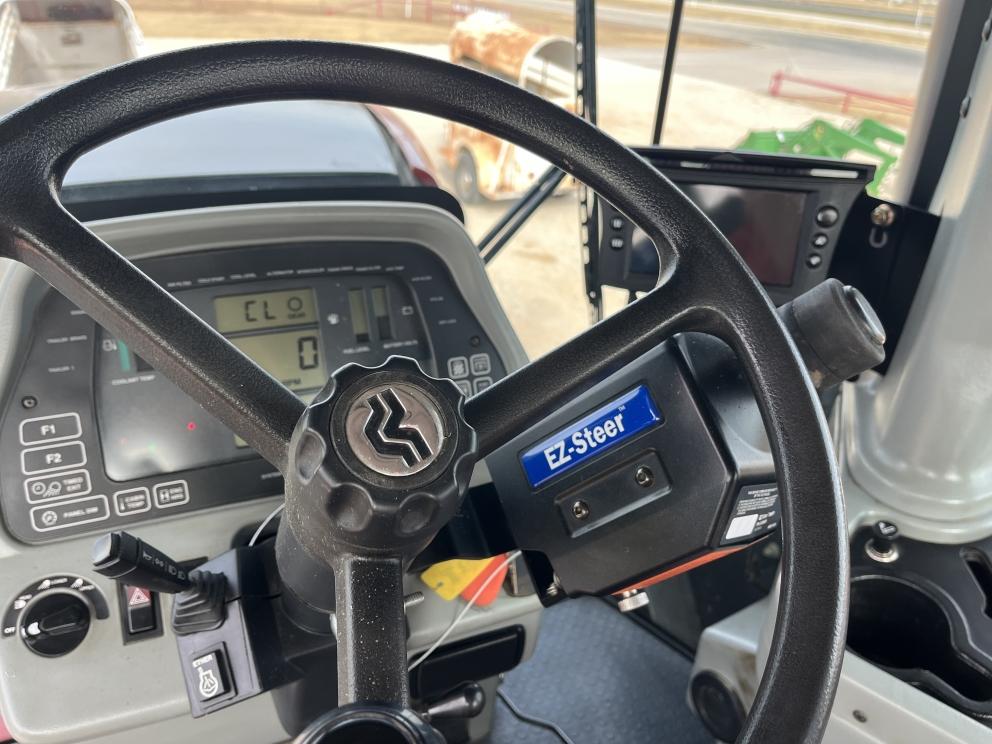 Image for 2009 Versatile 435