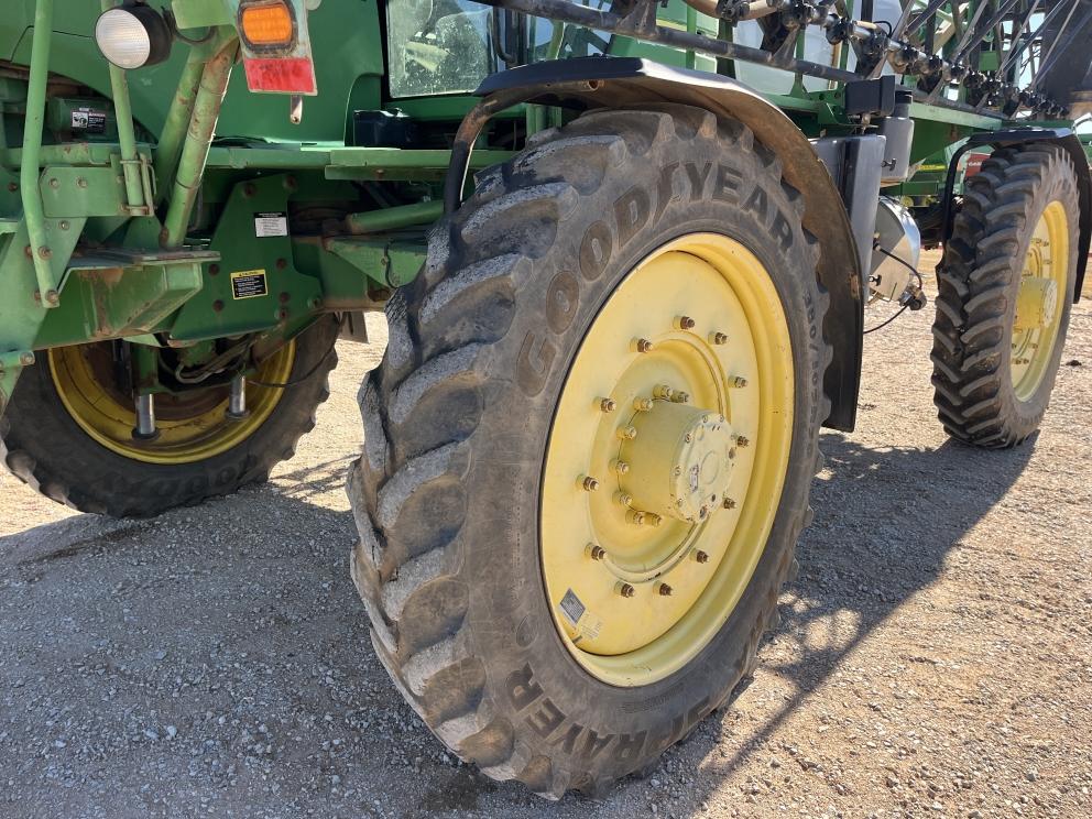 Image for 2005 John Deere 4920