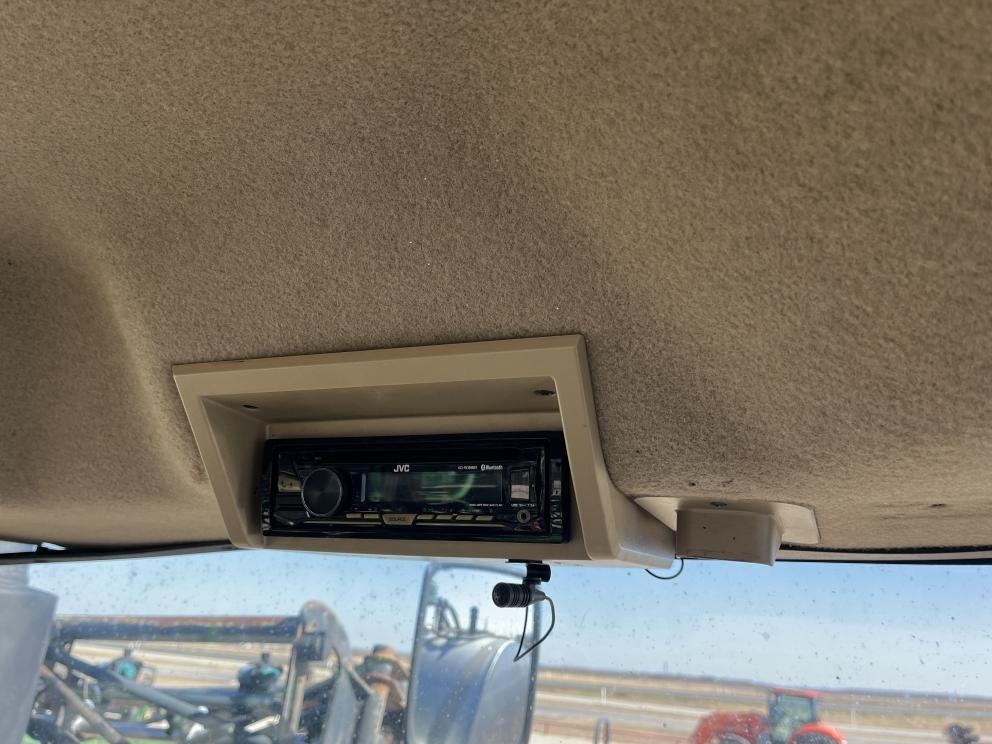 Image for 2005 John Deere 4920