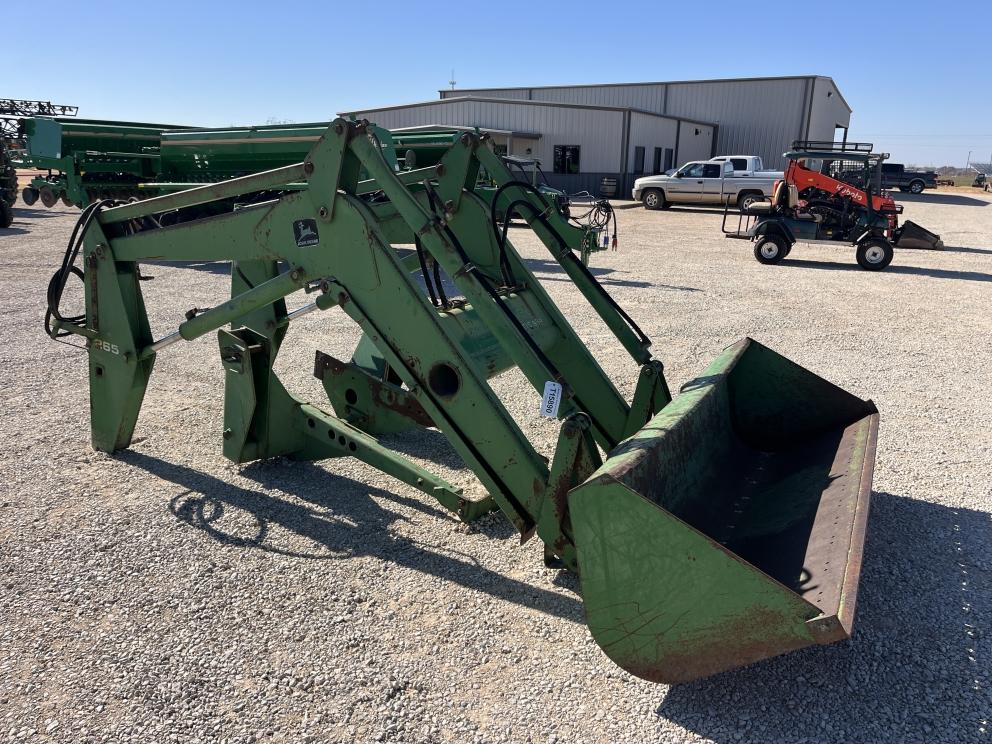 Image for 1991 John Deere 265