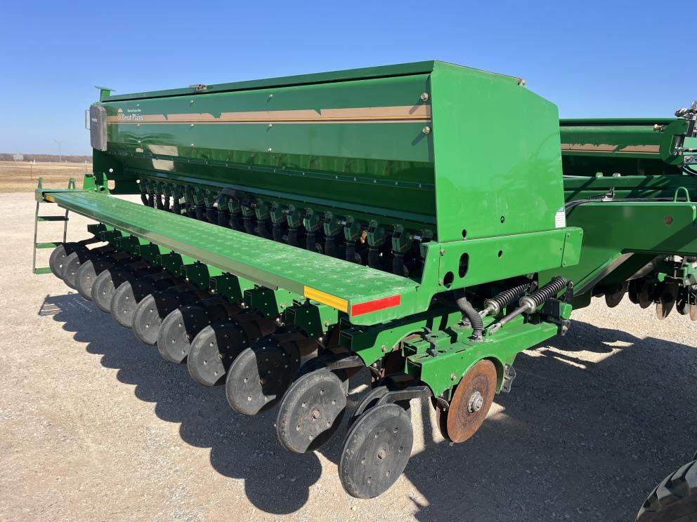 Image for 2016 Great Plains 3S4000HD