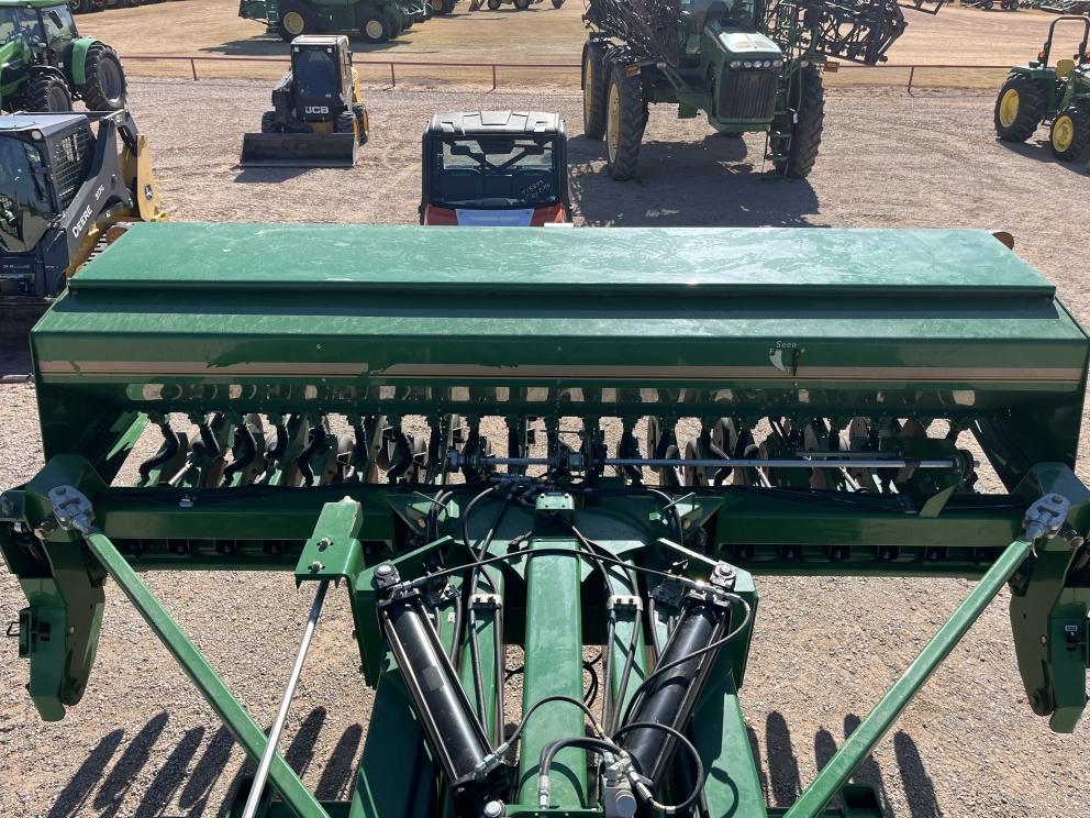 Image for 2016 Great Plains 3S4000HD