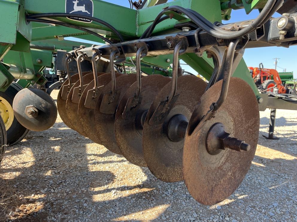 Image for 1996 John Deere 630