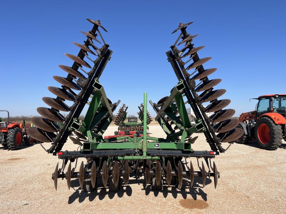 Image for 1996 John Deere 630