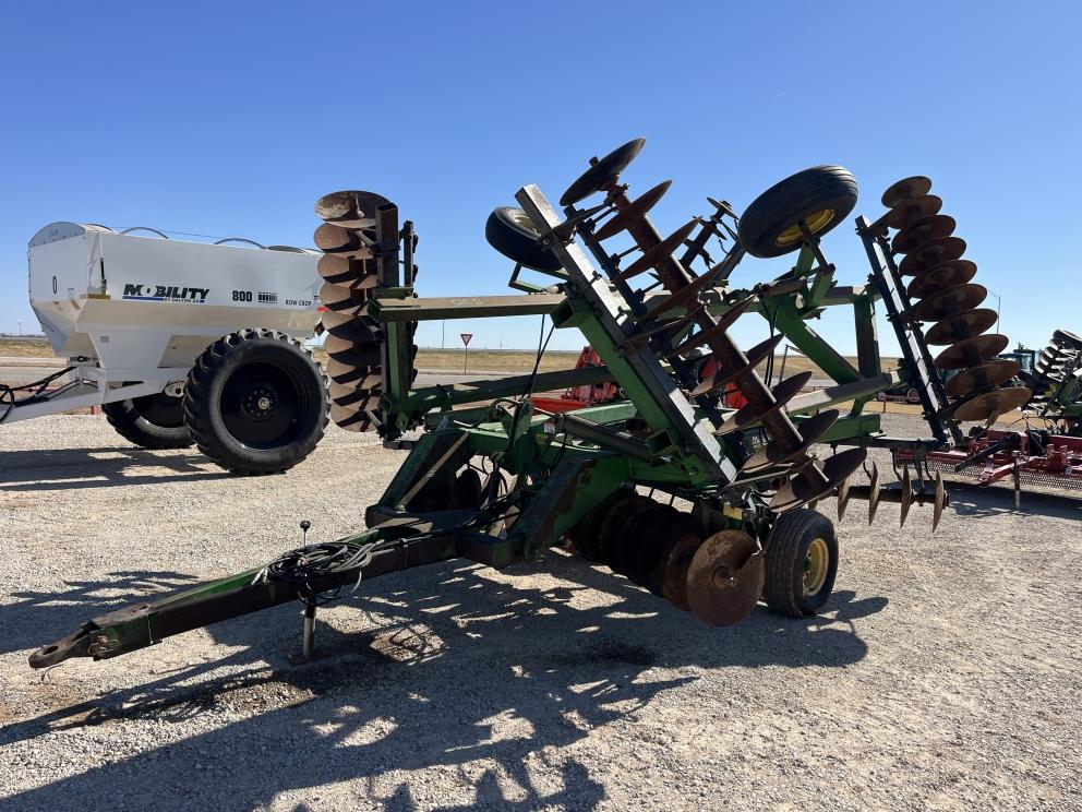 Image for 1989 John Deere 630