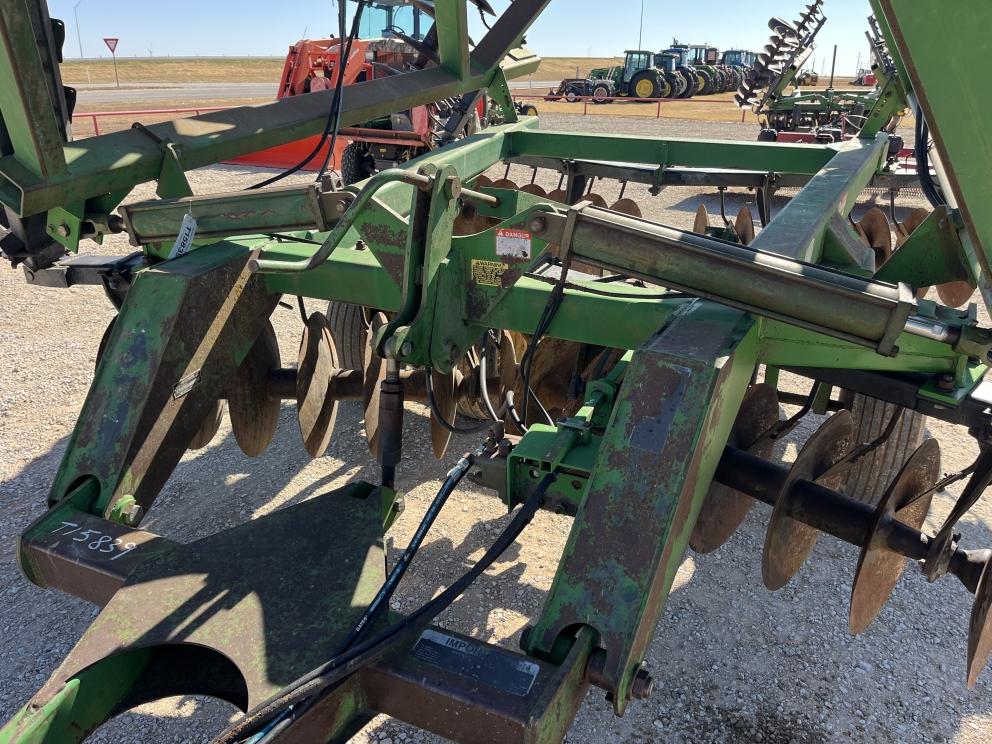 Image for 1989 John Deere 630