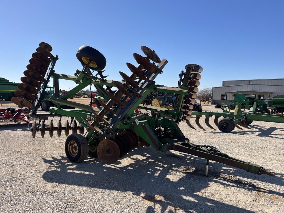 Image for 1989 John Deere 630