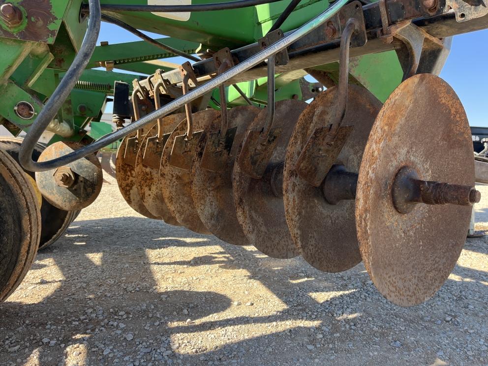 Image for 1989 John Deere 630