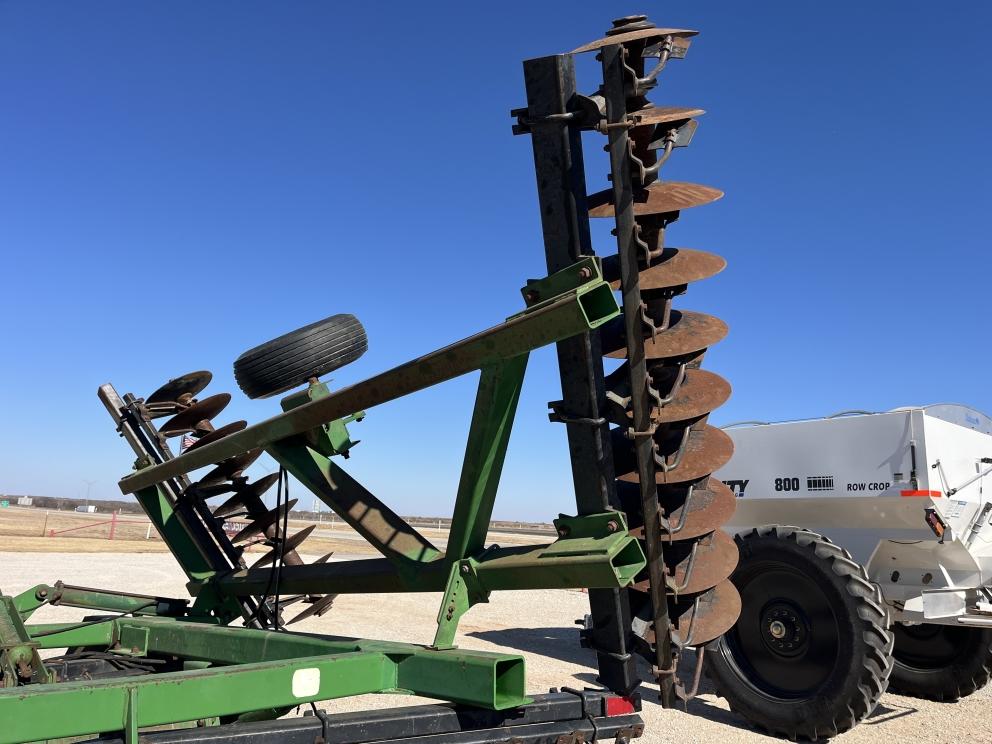 Image for 1989 John Deere 630