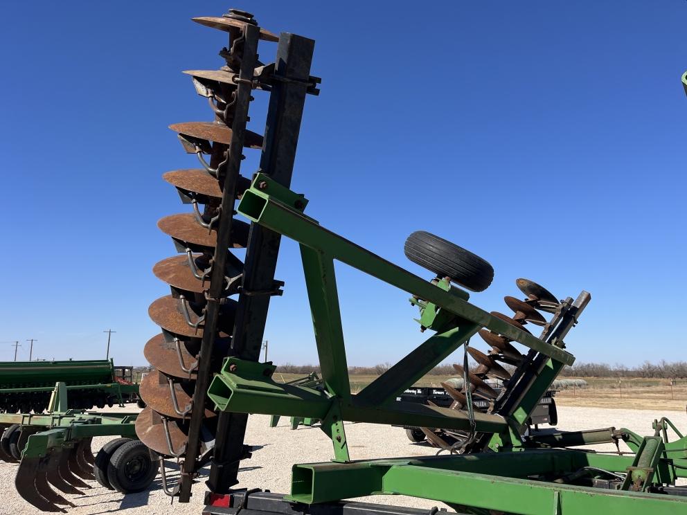 Image for 1989 John Deere 630