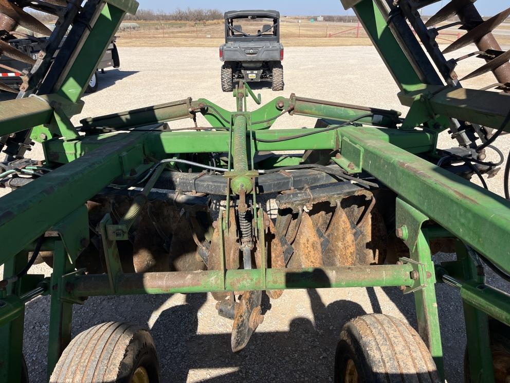 Image for 1989 John Deere 630