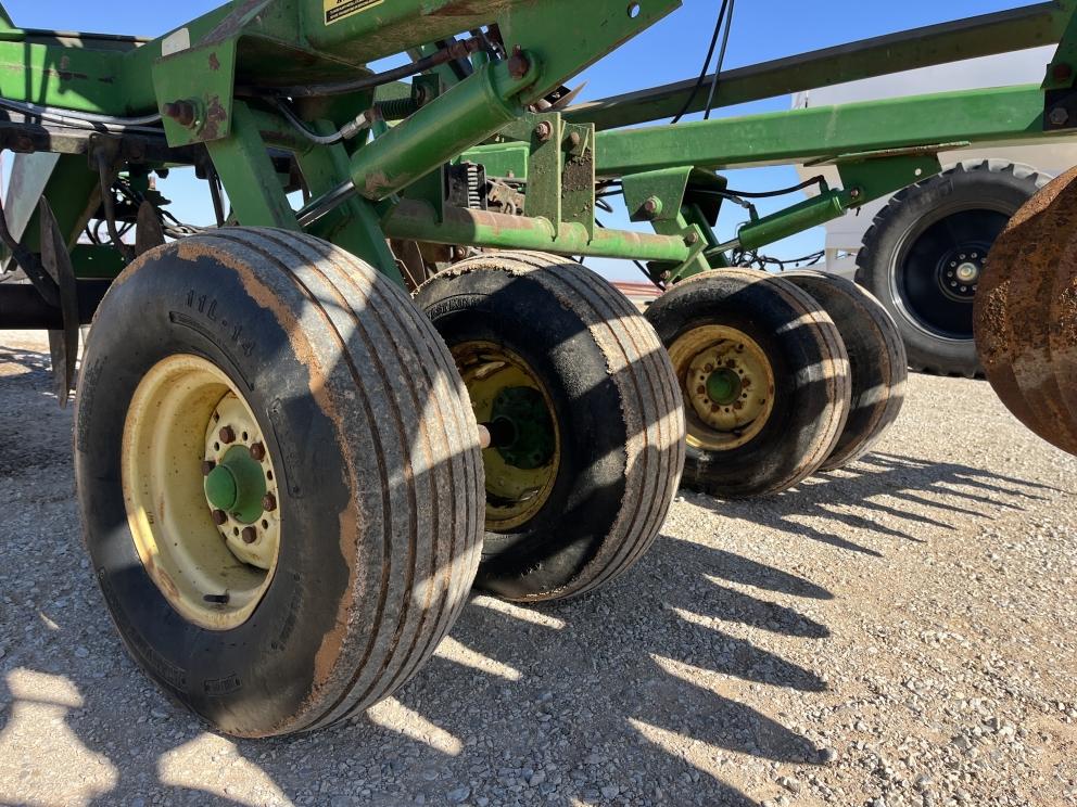 Image for 1989 John Deere 630