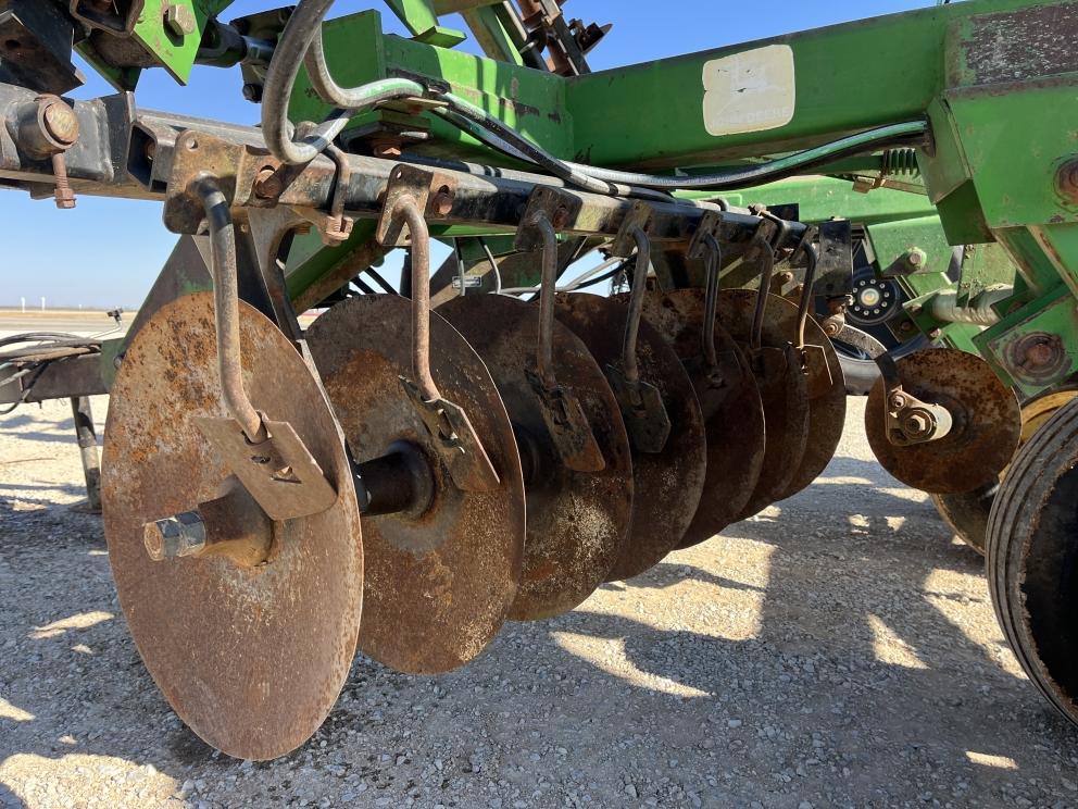 Image for 1989 John Deere 630