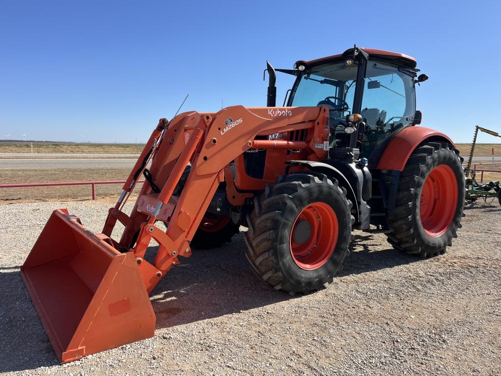 Image for 2021 Kubota M7-152 Deluxe