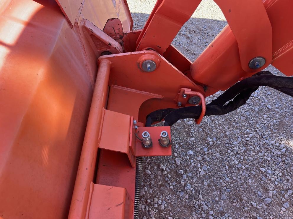 Image for 2021 Kubota M7-152 Deluxe