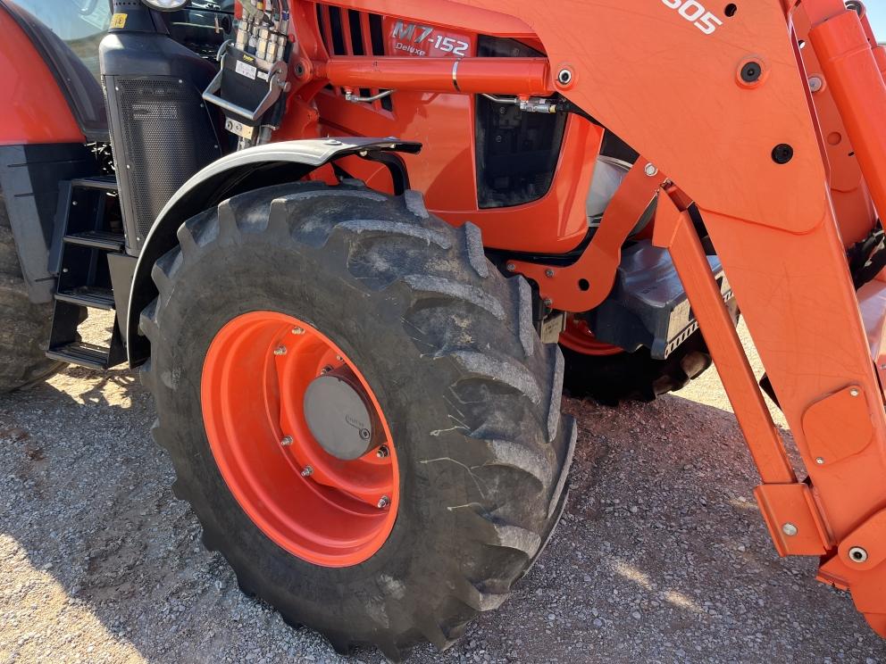 Image for 2021 Kubota M7-152 Deluxe