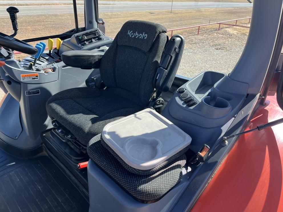 Image for 2021 Kubota M7-152 Deluxe