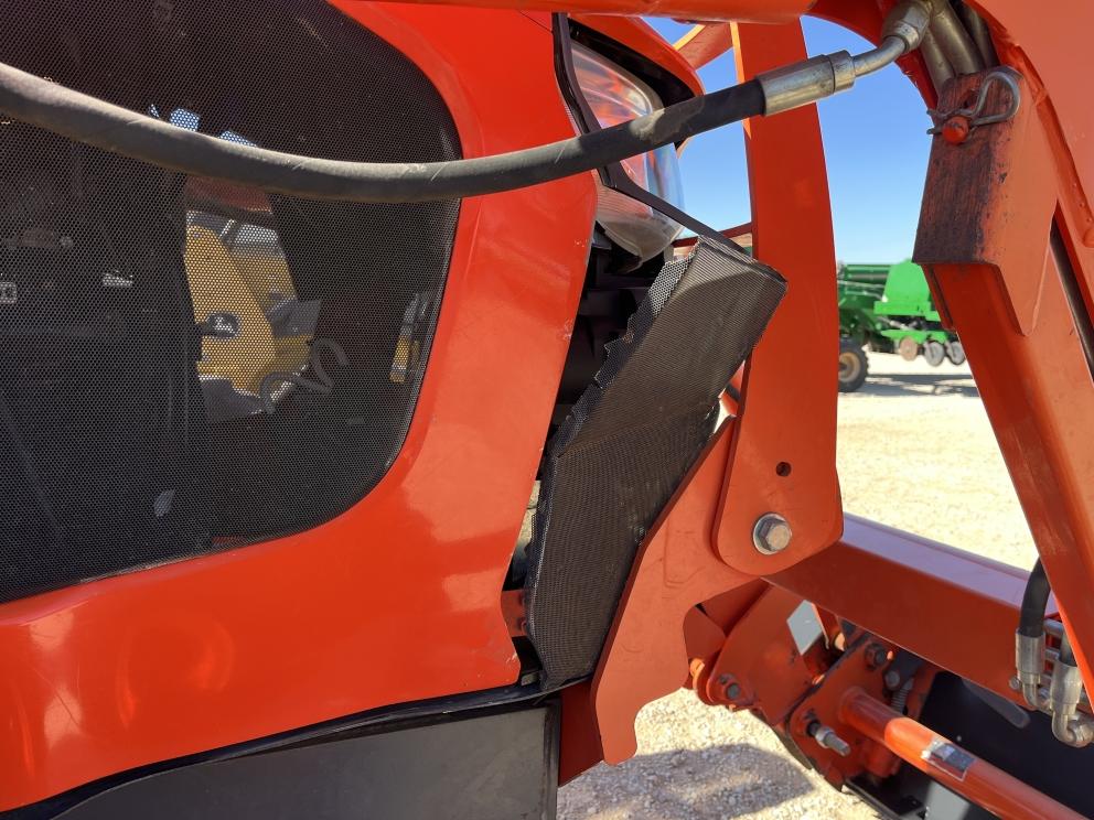 Image for 2017 Kubota M5-091D