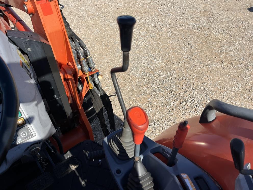 Image for 2017 Kubota M5-091D