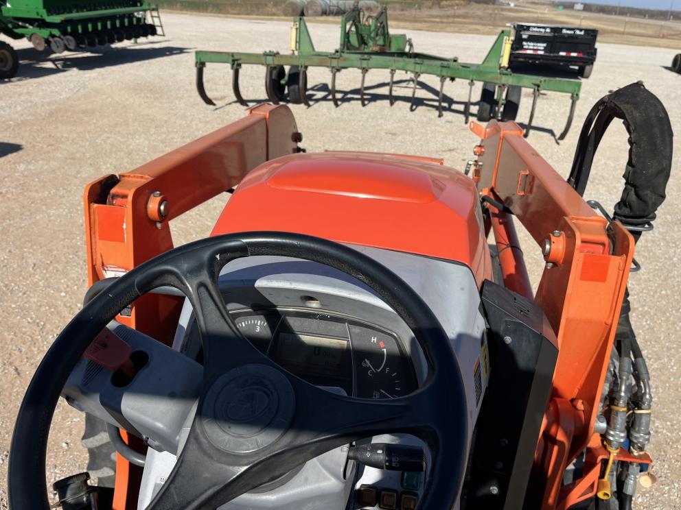 Image for 2017 Kubota M5-091D