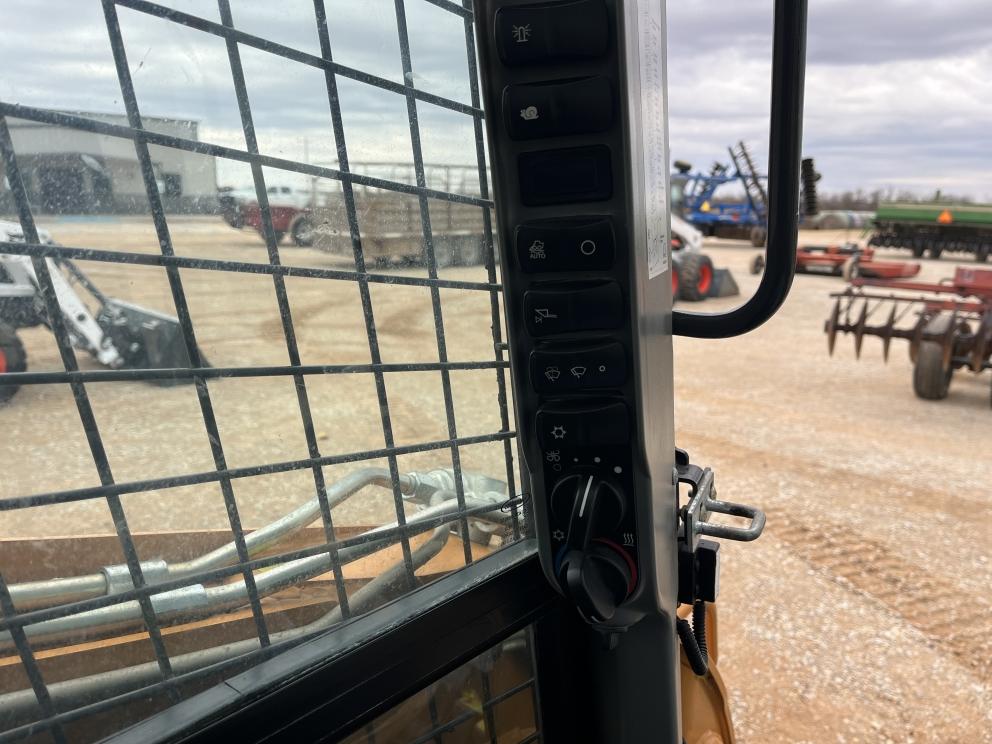 Image for 2023 Case TR310B