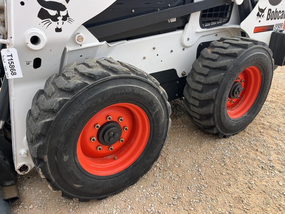 Image for 2011 Bobcat S650