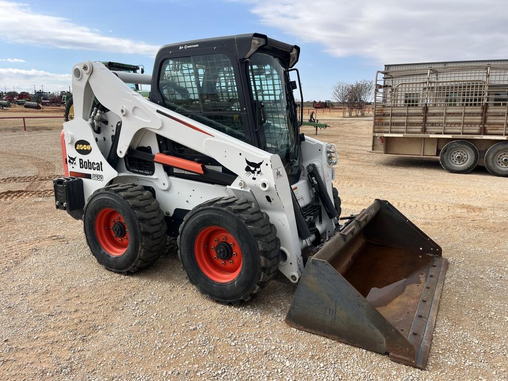 Image for 2011 Bobcat S650