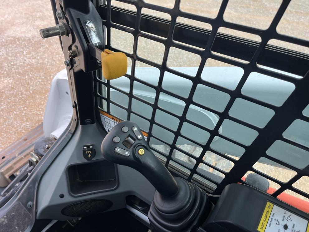 Image for 2011 Bobcat S650