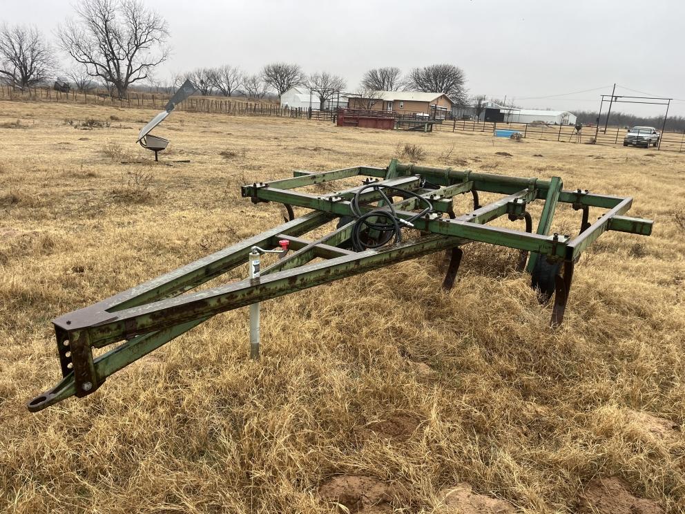 Image for John Deere 1600