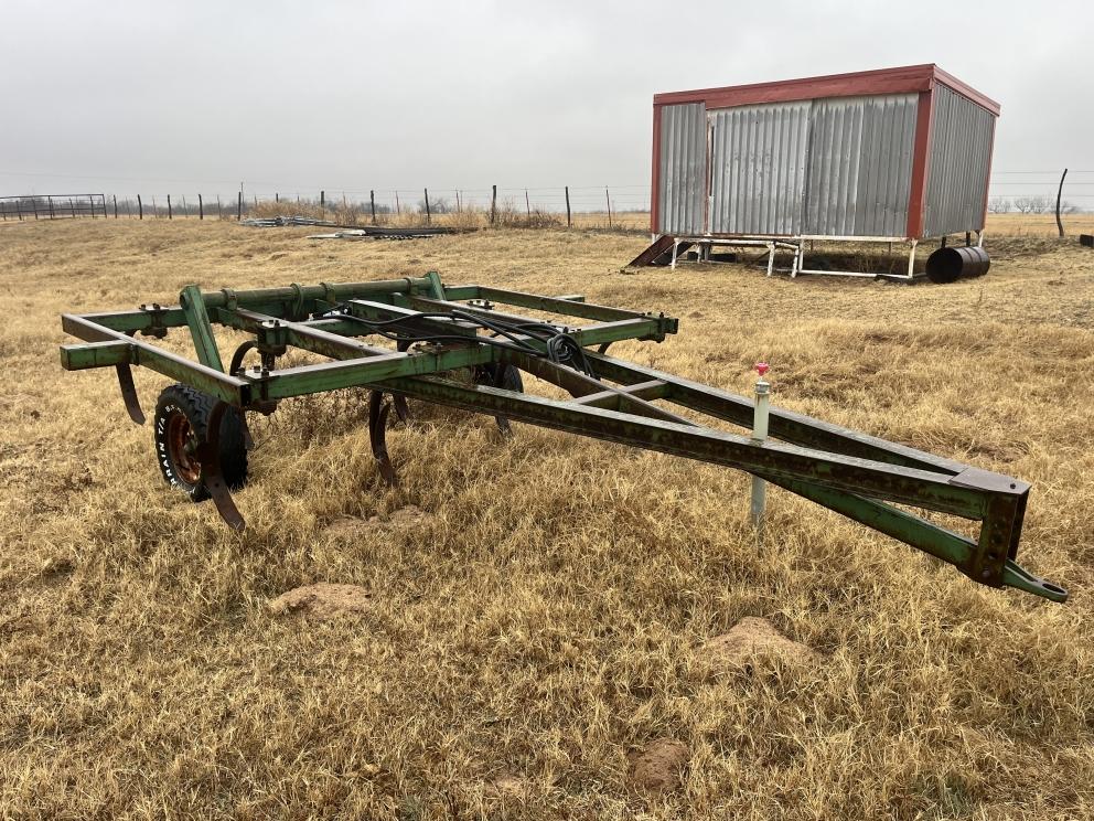 Image for John Deere 1600