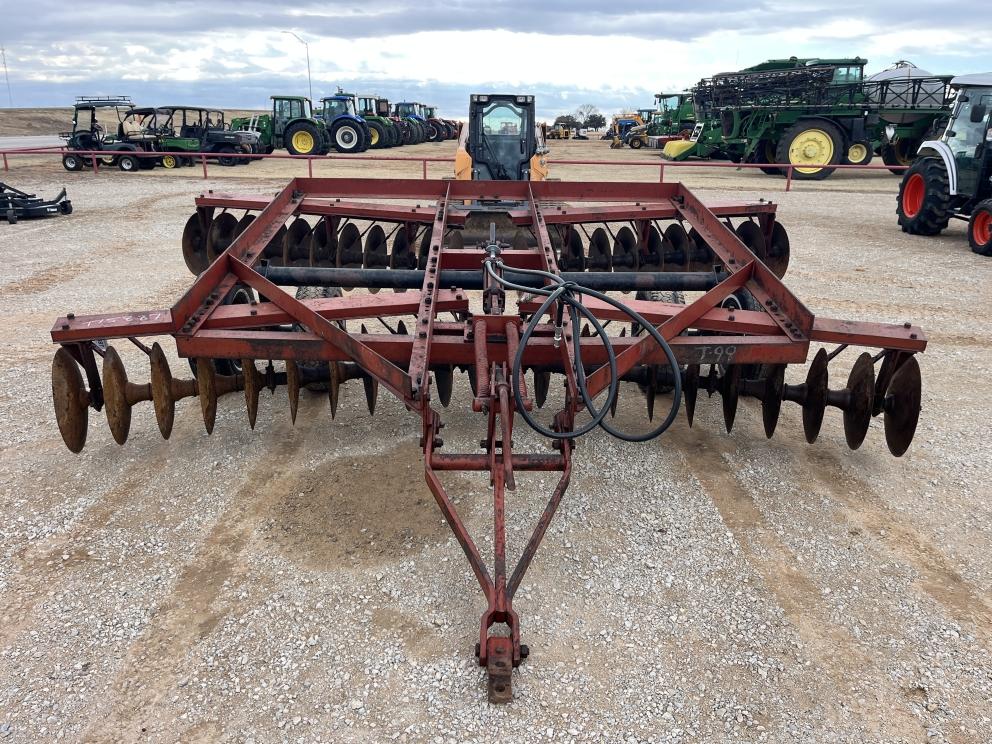 Image for INTERNATIONAL 470